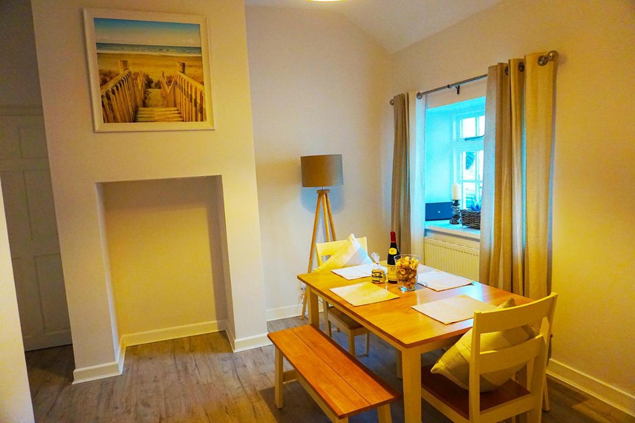 Staycation At Pine Cottage, A Newly Refurbished Holiday home *